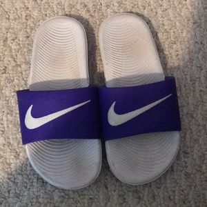 Nike slides